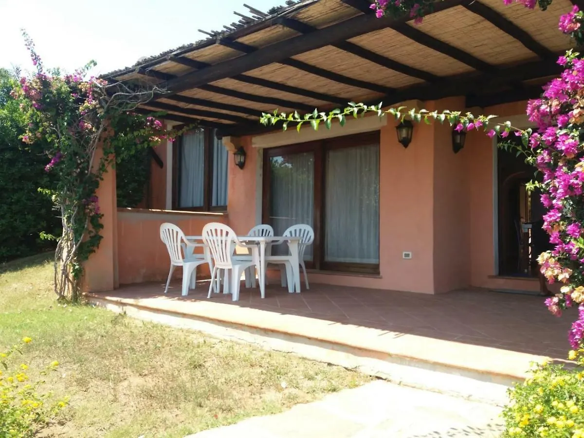 Villa Con Piscina Стинтино