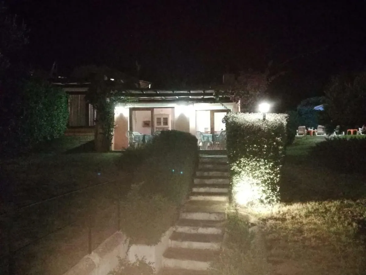 Villa Con Piscina Стинтино