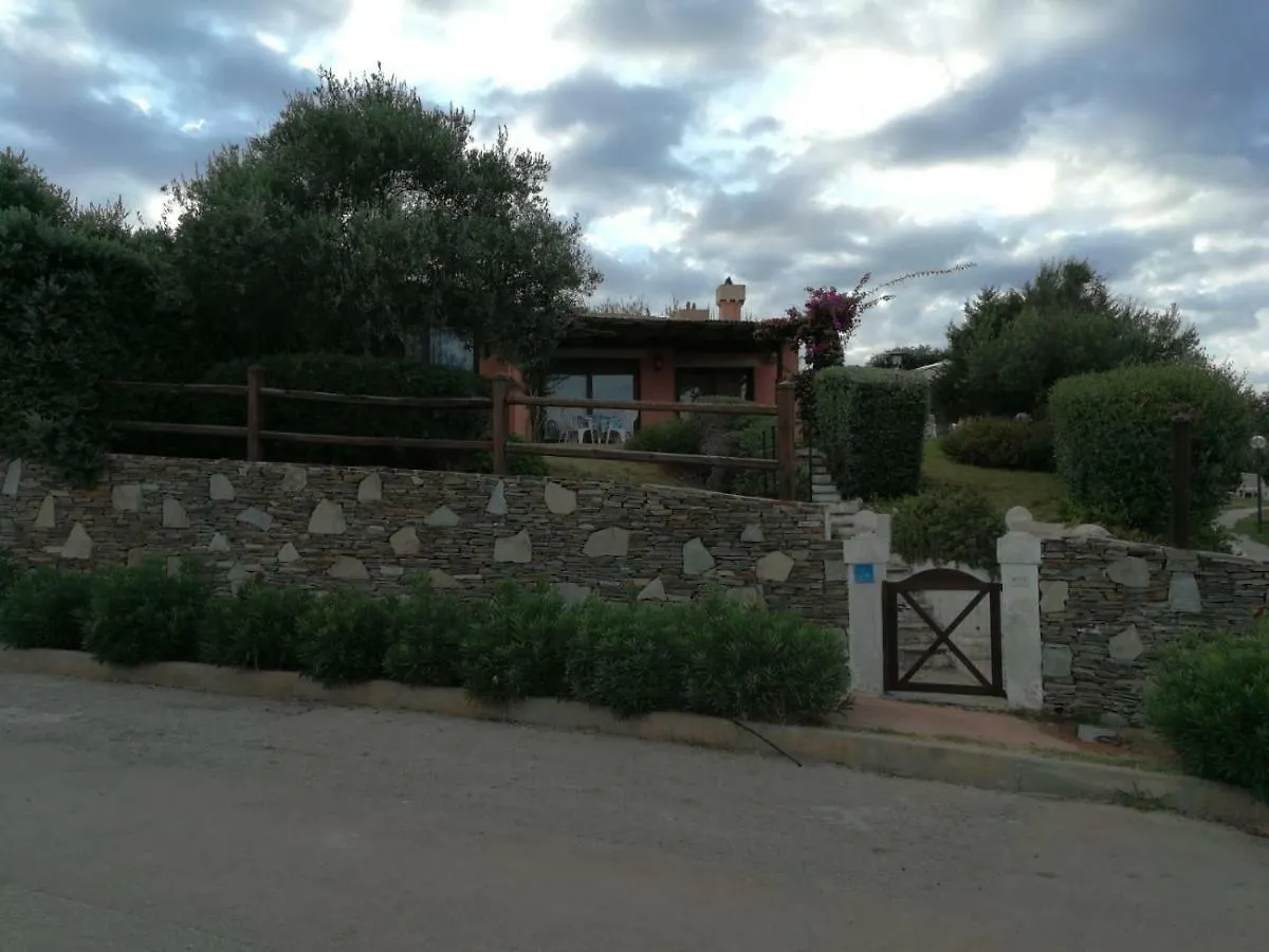 Villa Con Piscina Стинтино 0*,
